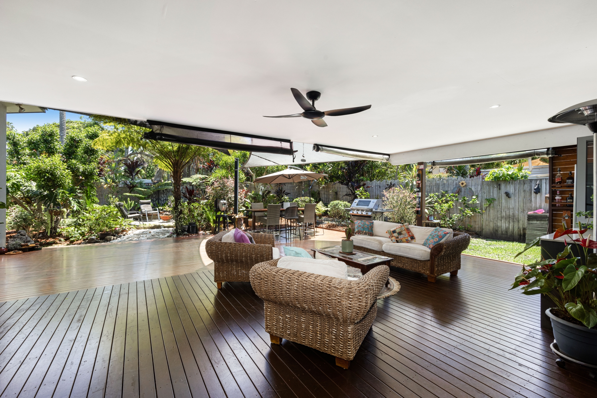 10 POINSETTIA AV, MOOLOOLABA QLD 4557, 0房, 0浴, House