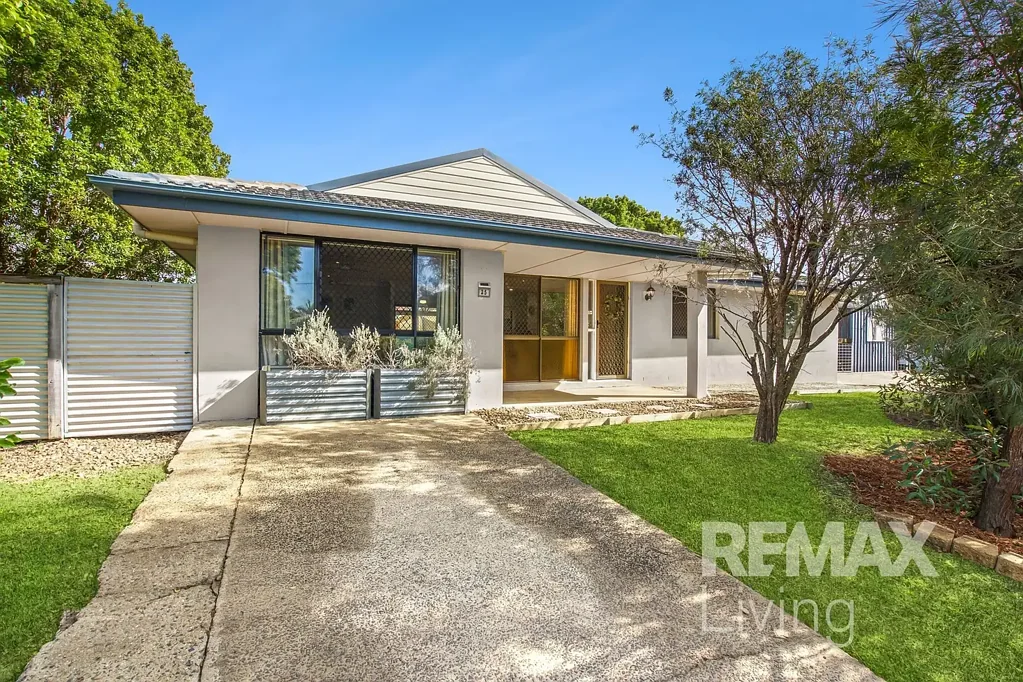 Caboolture South 3房 古典砖结构 侧门通道 仓库车棚 篝火烧烤凉亭 多功能后院 太阳能系统 BRING THE FAMILY & THE FUN! | CUL-DE-SAC + SOLAR + GREAT OUTDOOR RECREATION