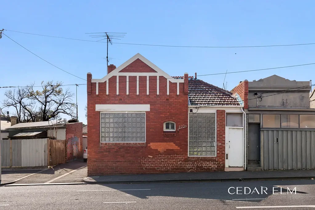 Charming and Spacious 4-Bedroom Home in a Prime Location
