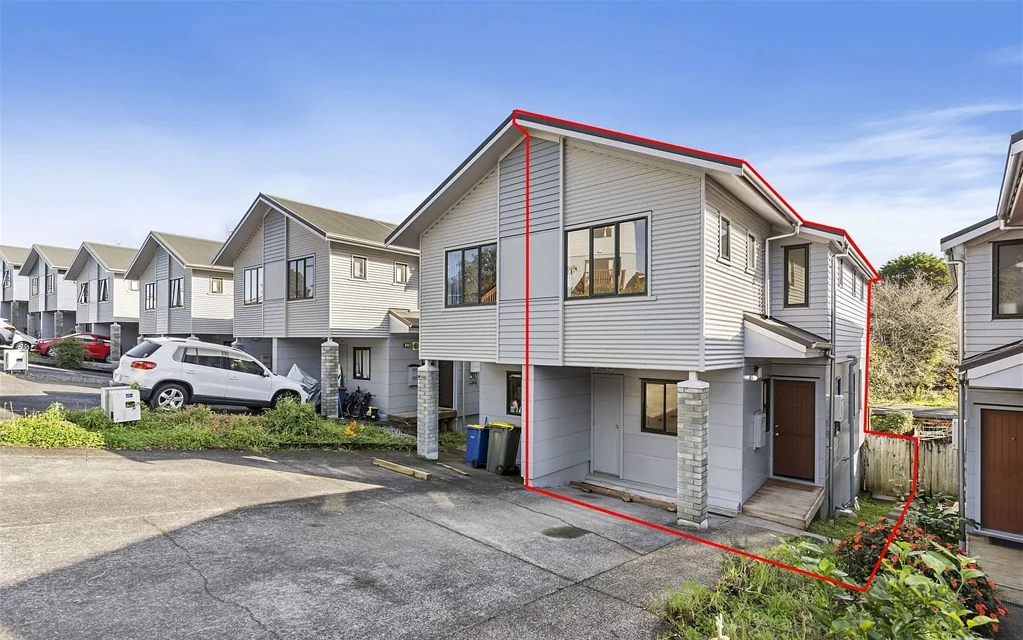 Ideal Oteha Townhouse Close to Everything