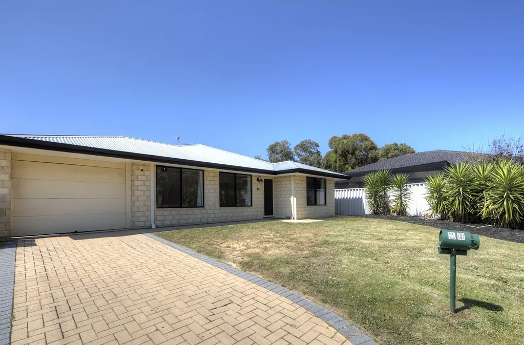 Maddington 4غرفة نوم Peaceful Family Living with a Huge Workshop