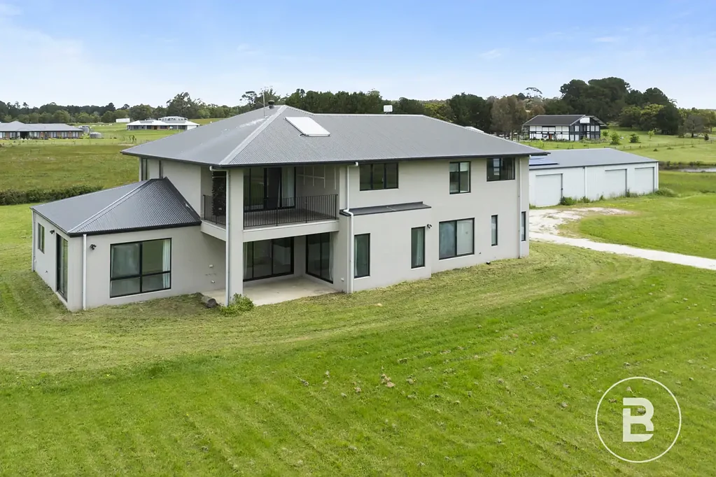 17 Coates Road, Snake Valley, VIC 3351