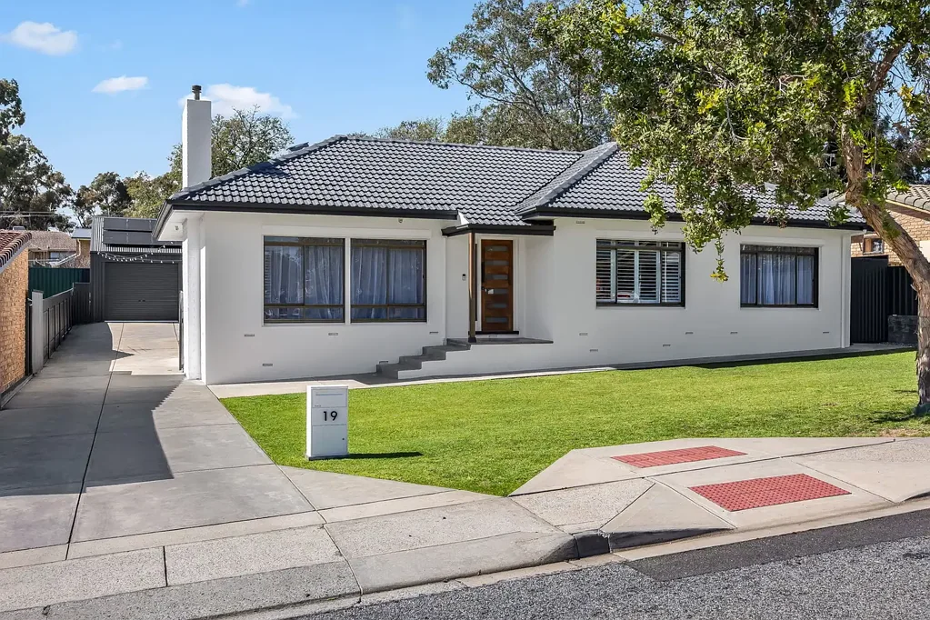 19 Tareena Street, Ridgehaven, SA 5097