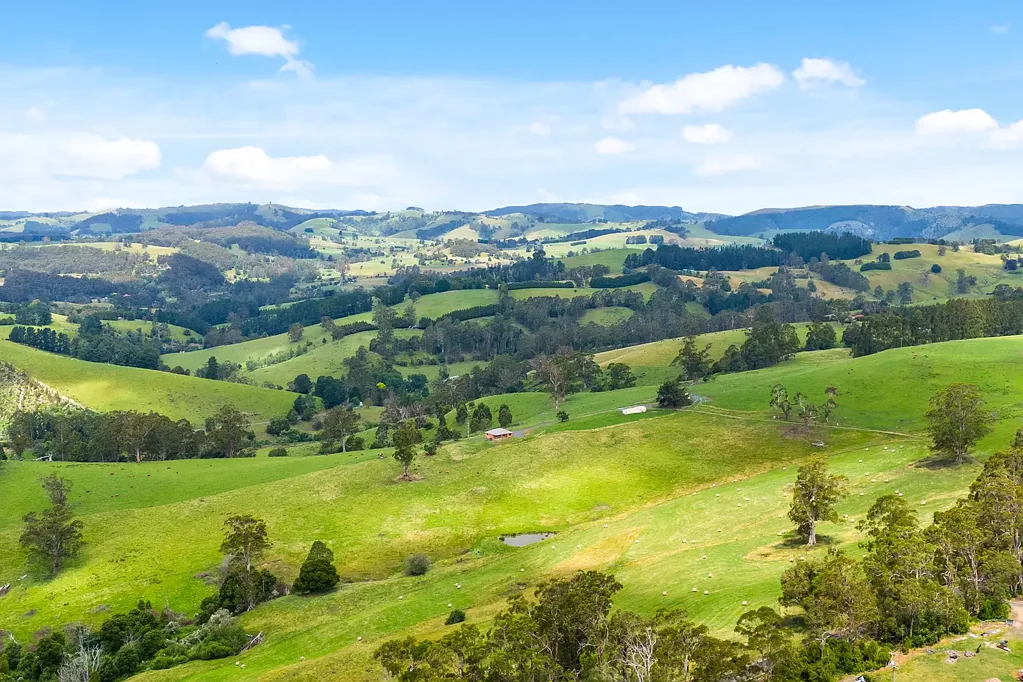 Boolarra South  PRODUCTIVE RIVER FRONT GRAZING PROPERTY