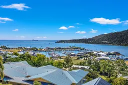 123/9A Hermitage Drive, Airlie Beach