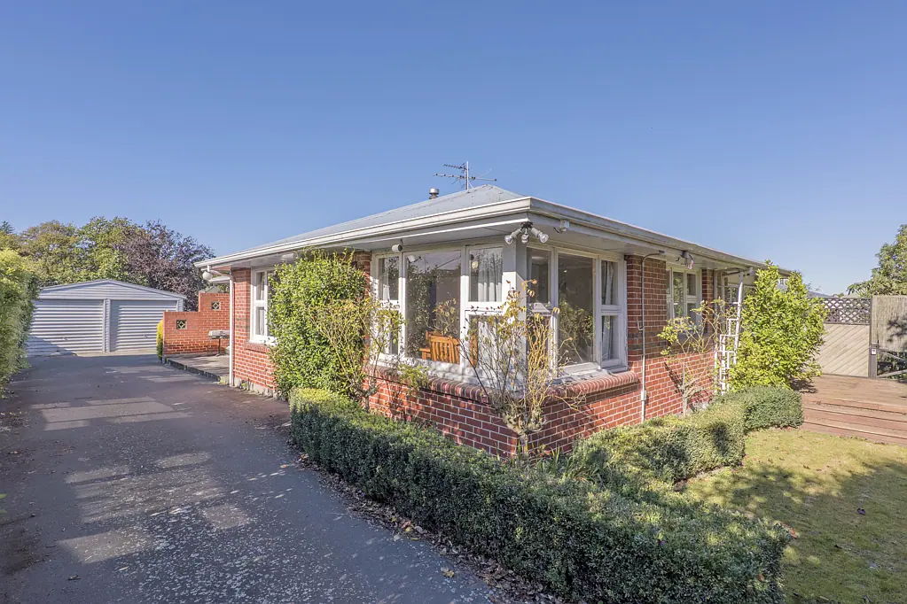 Allenton 3ਬੈੱਡਰੂਮ Add value in a prime location