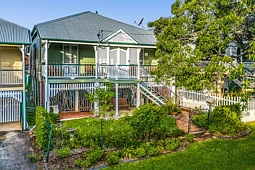 18 Yundah Street, Shorncliffe