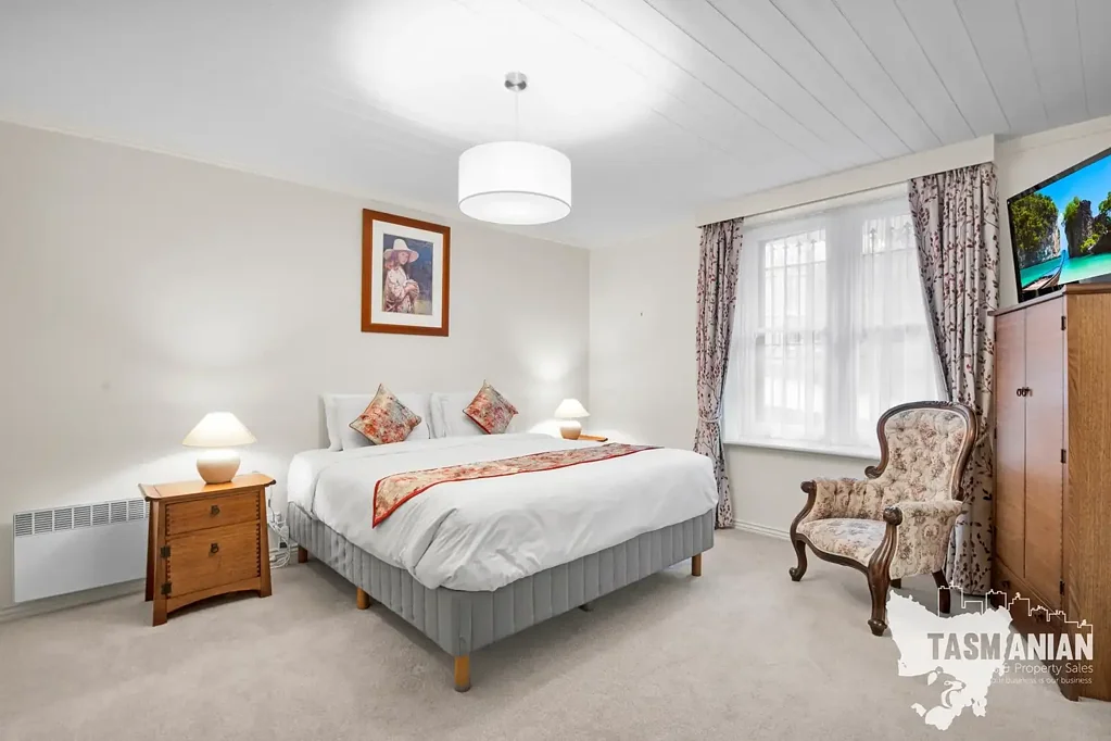 Fully Furnished 3-Bedroom Home in Prime Launceston Location – $780 per Week
