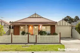 22 Cleland Way, Caroline Springs