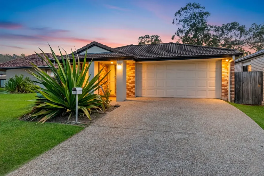 Redbank Plains 4Moenga Family Home Backing onto Reserve & Walking Distance to St Ann's Catholic School