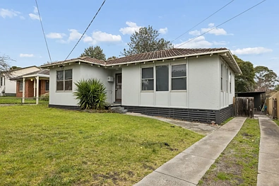 Frankston North 3 Slaapkamer Classic Bones with Endless Possibilities