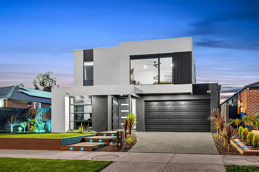 54 Fiorelli Boulevard, Cranbourne East, VIC 3977