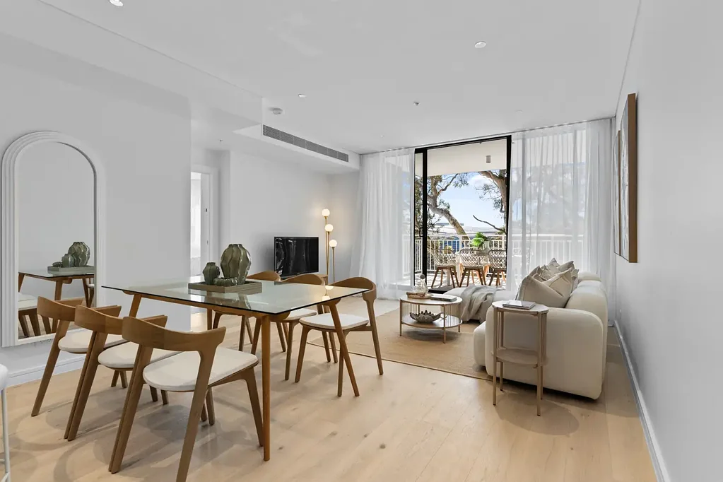Dee Why 3ห้องนอน Brand-new elevated coastal living in Hamptons by Rose