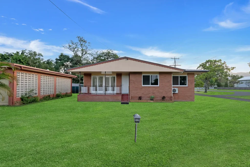 241 Buchan Street, Westcourt, QLD 4870
