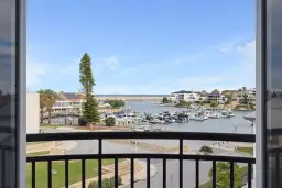 20 Swansea Promenade, Mindarie