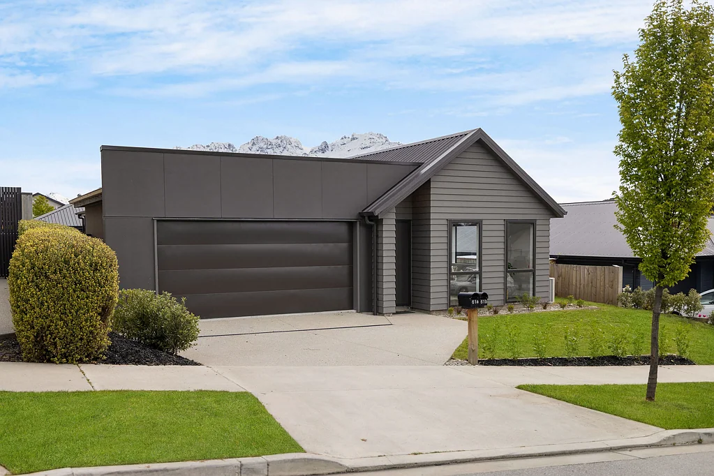 Jacks Point 4Kwarto Affordable Home & Income in Hanley’s Farm