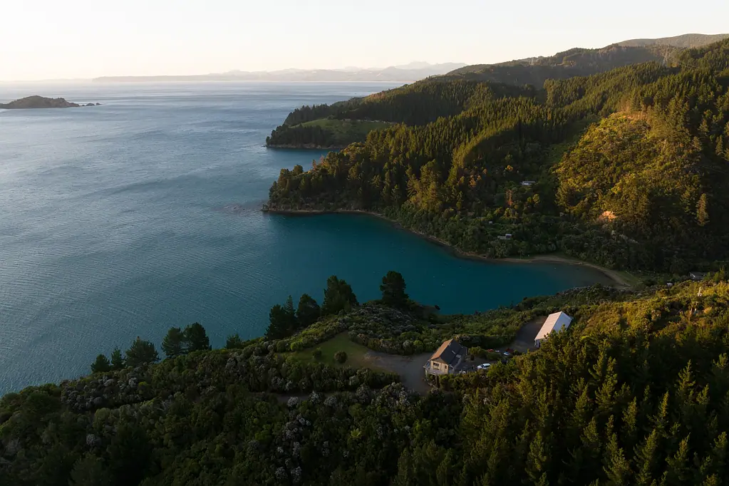 Marlborough Sounds 3 Bedroom A Place to Breathe, A Place to Belong