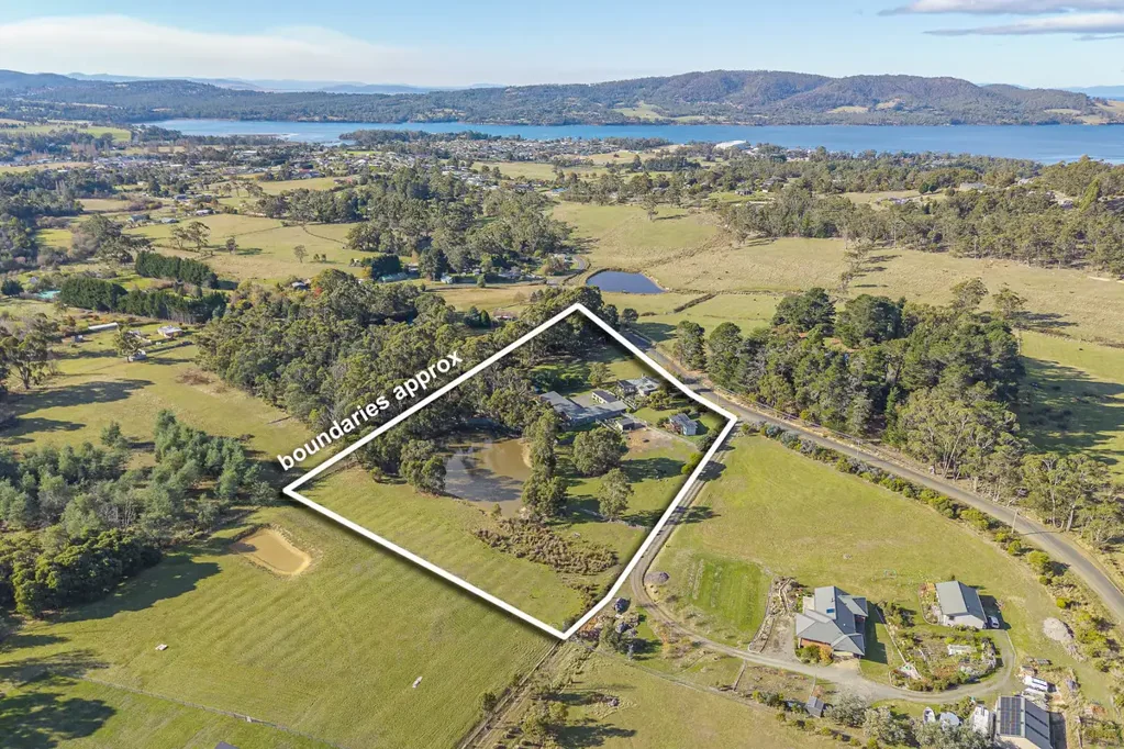 Margate 4ਬੈੱਡਰੂਮ Lifestyle property with existing business on 5.5 acres