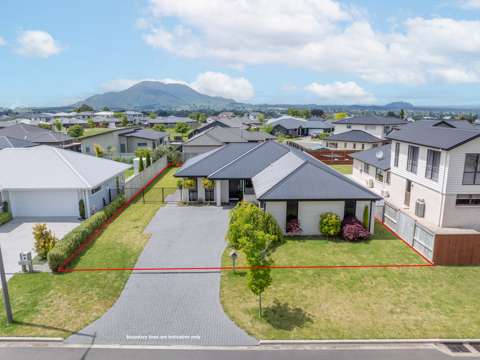Rangatira Park 4房  Modern comfort in a quiet location