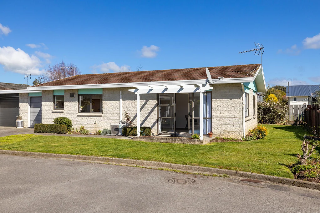 Solway 2 Bedroom Easy Care Living in a Convenient Location
