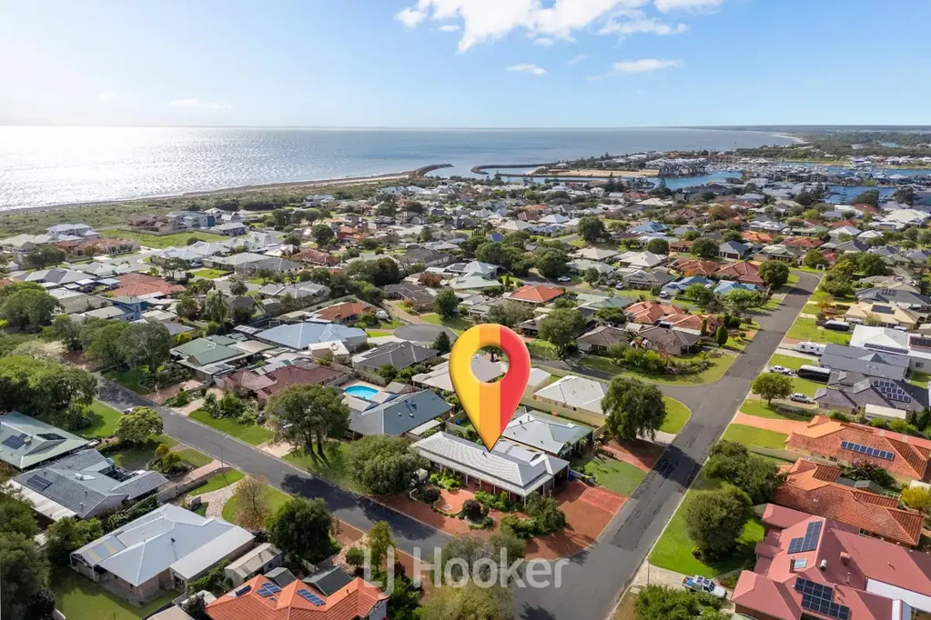 Geographe 4 Bedroom SPACE AND LOCATION!!!