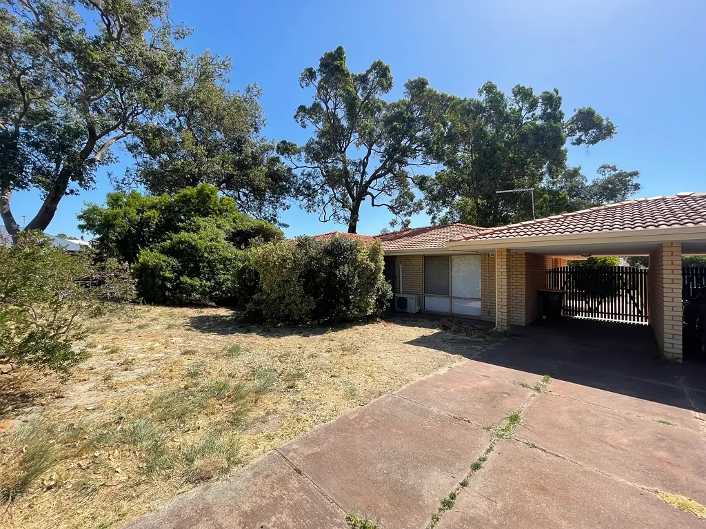 Modern Comfort in Quiet Cul-De-Sac