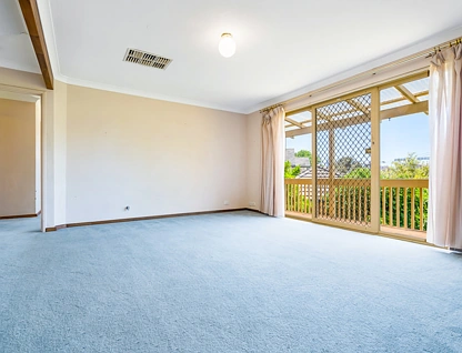 27 Roseberry Avenue, South Perth, Perth CBD, 3 Bedrooms, 2 Bathrooms, House
