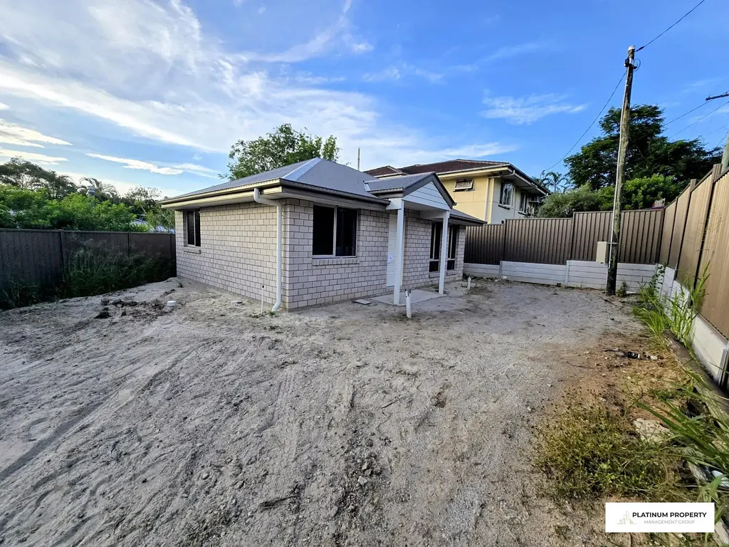 Welcome to this BRAND NEW THREE bedroom home in Acacia Ridge.