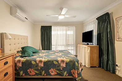 17 Edith Street, Deagon, QLD 4017, 4 slaapkamers, 2 badkamers, House