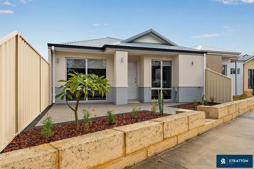 4 Brianne Lane, Cockburn Central, WA 6164