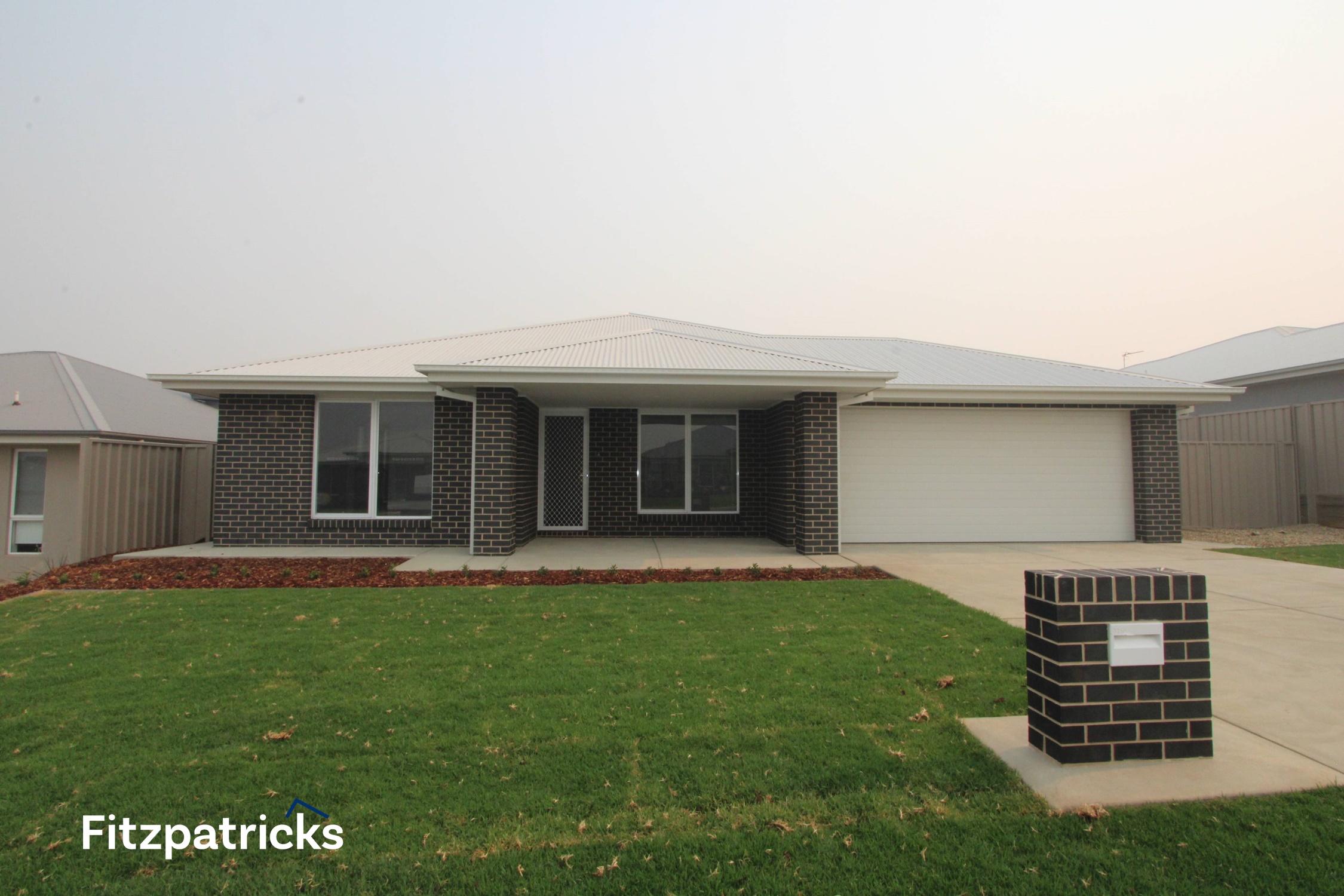 11 OPPERMAN ST, BOOROOMA NSW 2650, 0部屋, 0バスルーム, House