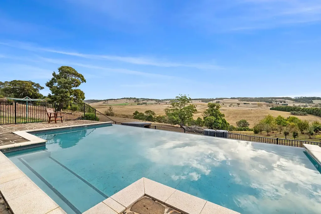 Crookwell 5Moenga Acres & Space in Somerset Place