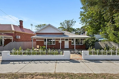 Leederville 4房  UNDER CONTRACT BY TONIA MCNEILLY