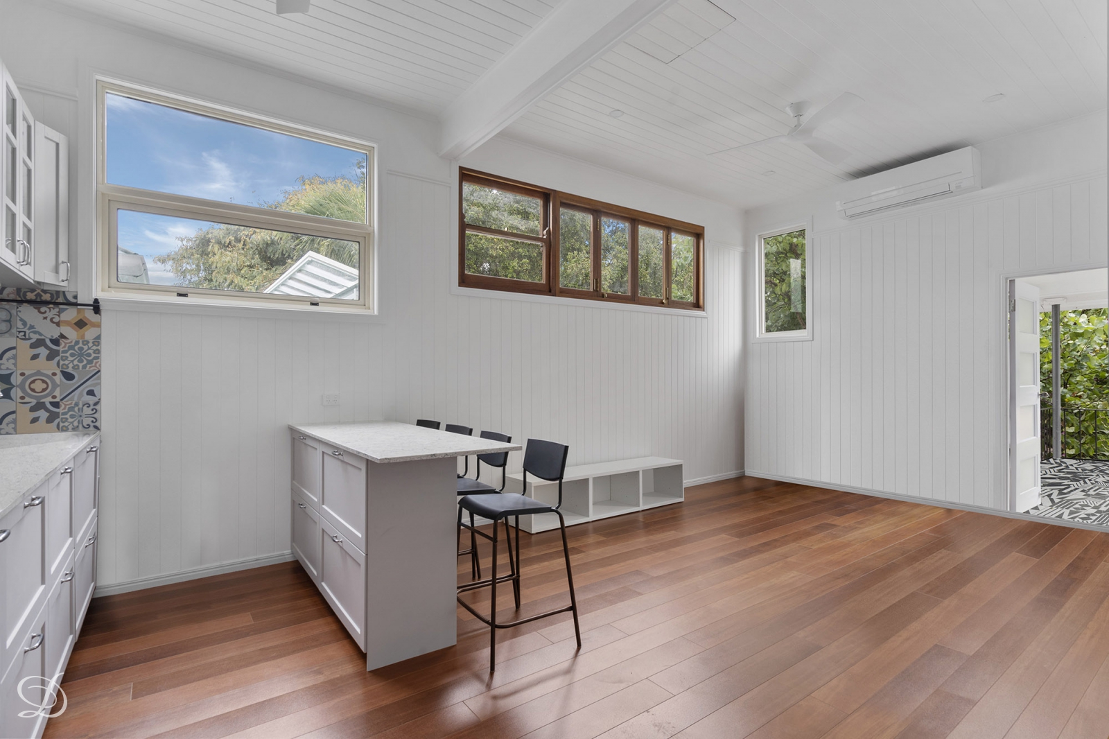 10 LAURA ST, HIGHGATE HILL QLD 4101, 0 phòng ngủ, 0 phòng tắm, House