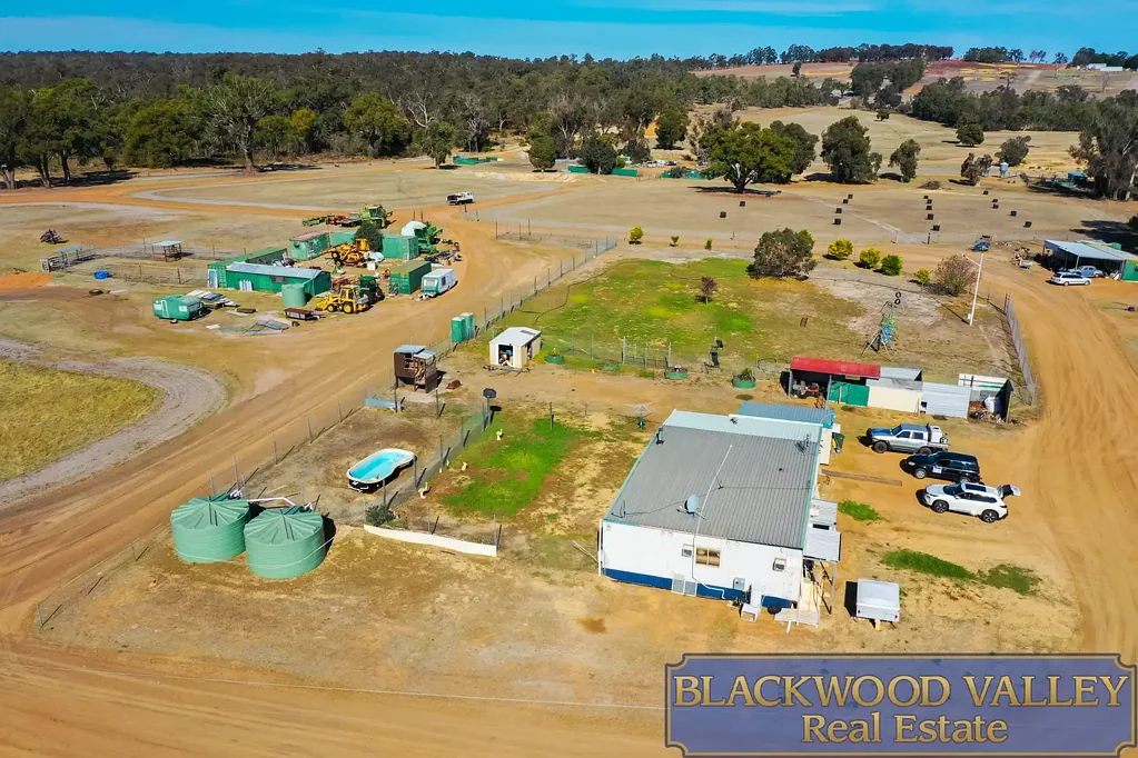 Dinninup  WATER, ACREAGE AND LOTS OF POTENTIAL!