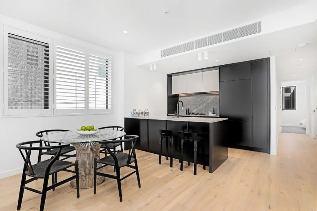 STYLISH TWO BEDROOM APARTMENT IN "WHITTON LANE" WITH PARKING & SHARED ROOFTOP