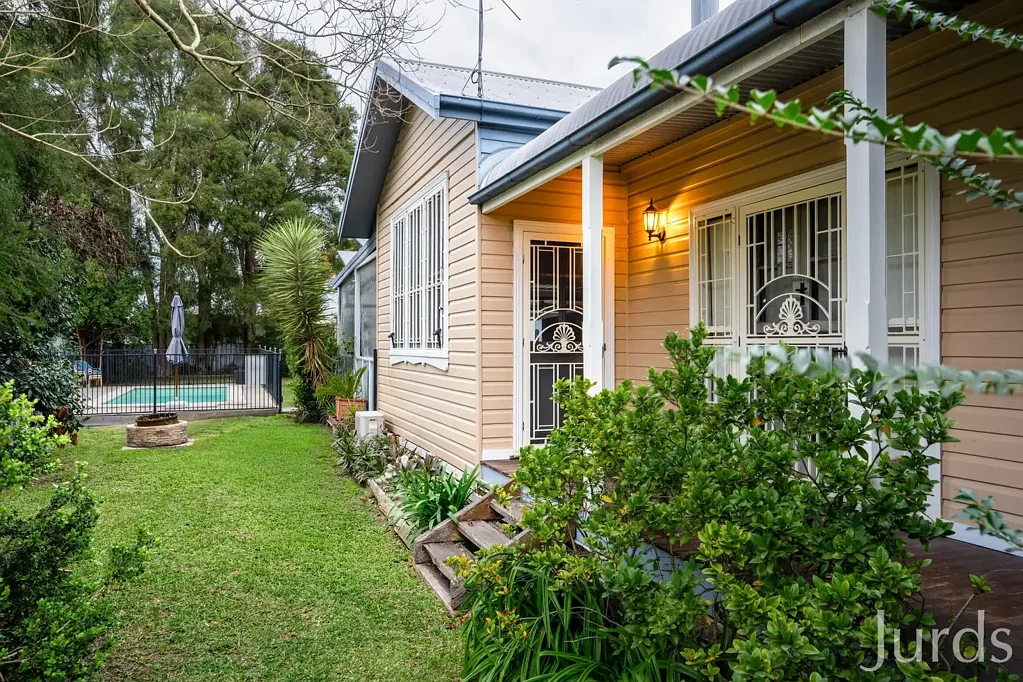 Cessnock 4कमरा Charming Period Elegance Meets Private Resort-Style Living