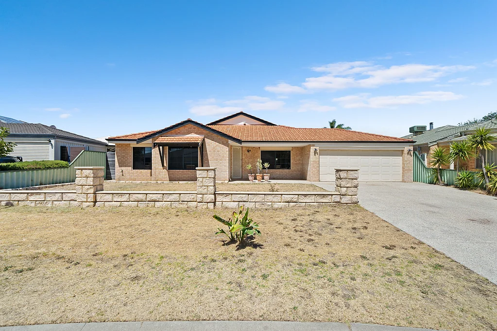 7 Alcazar Ave, Port Kennedy, WA 6172