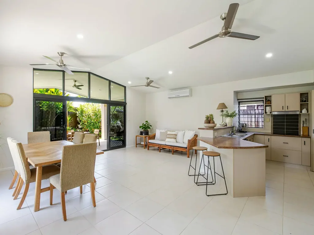 Port Douglas 3Phòng ngủ TROPICAL ENTERTAINER WITH SPACE AND STYLE