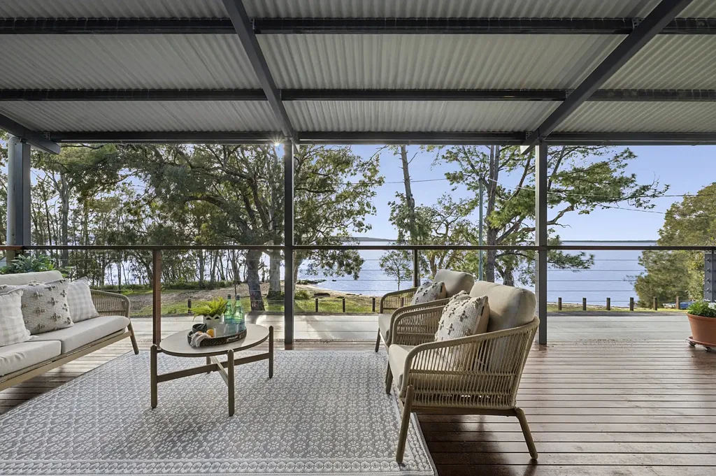 Boreen Point 3房  Discover The Ultimate Lakeside Sanctuary