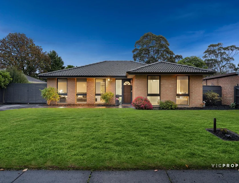291 Windermere Drive, Ferntree Gully, East Melbourne, 3 habitaciones, 2 baños, House