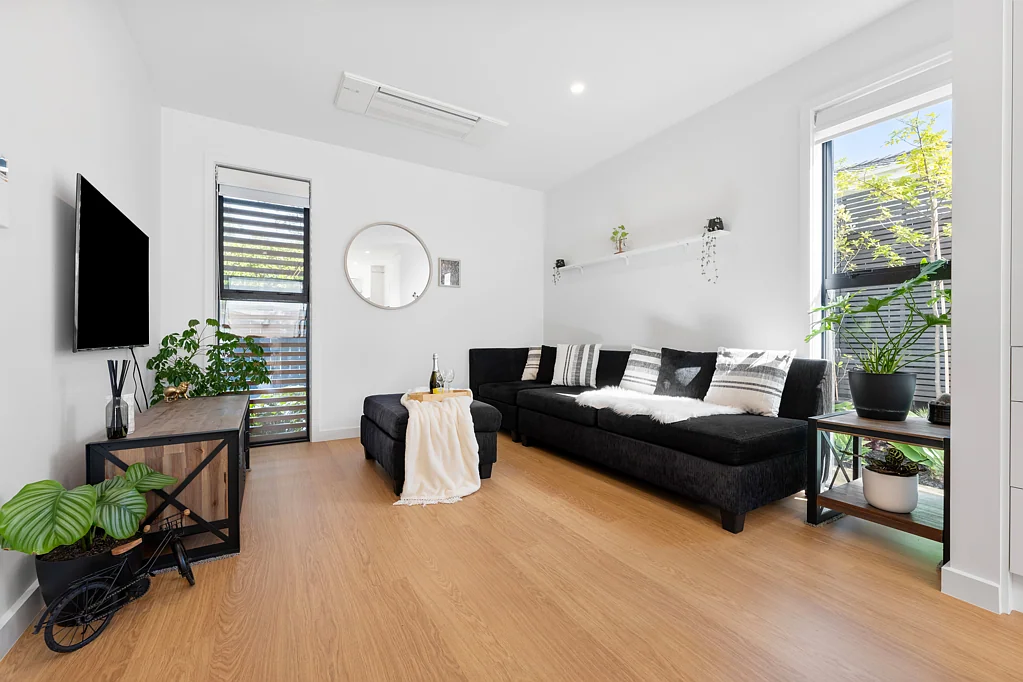 Te Atatu Peninsula 2房  Vendor Has Purchased - Forthcoming Auction!