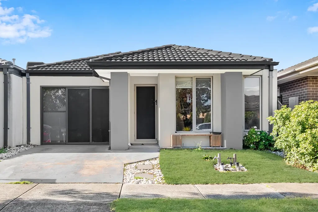 Wollert 3 Bedroom Welcome Home: Comfort, Convenience & Modern Family Living