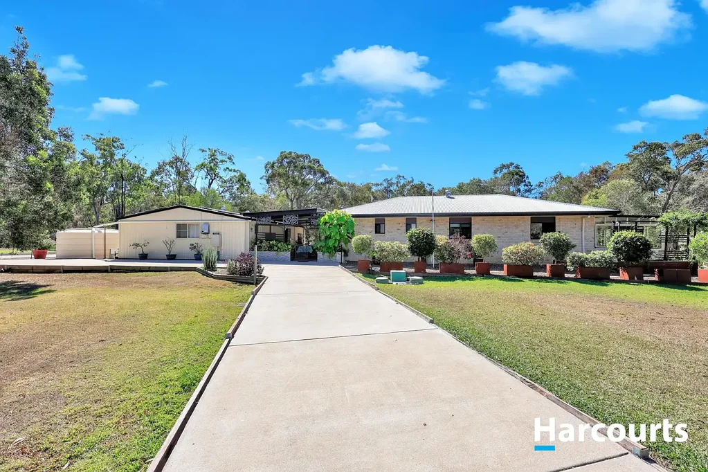 Redridge 3 Bedroom PEACEFUL CUL-DE-SAC LIVING WITH GRANNY FLAT & CREEK FRONTAGE