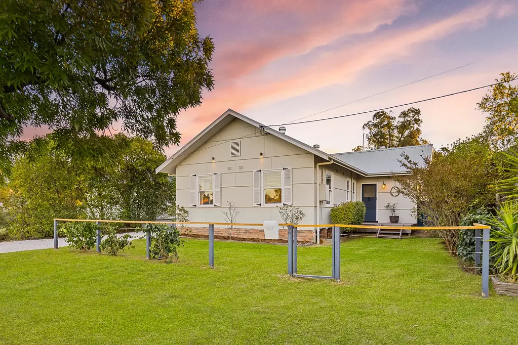 Mudgee 3房  COTTAGE CHARM, MODERN COMFORT
