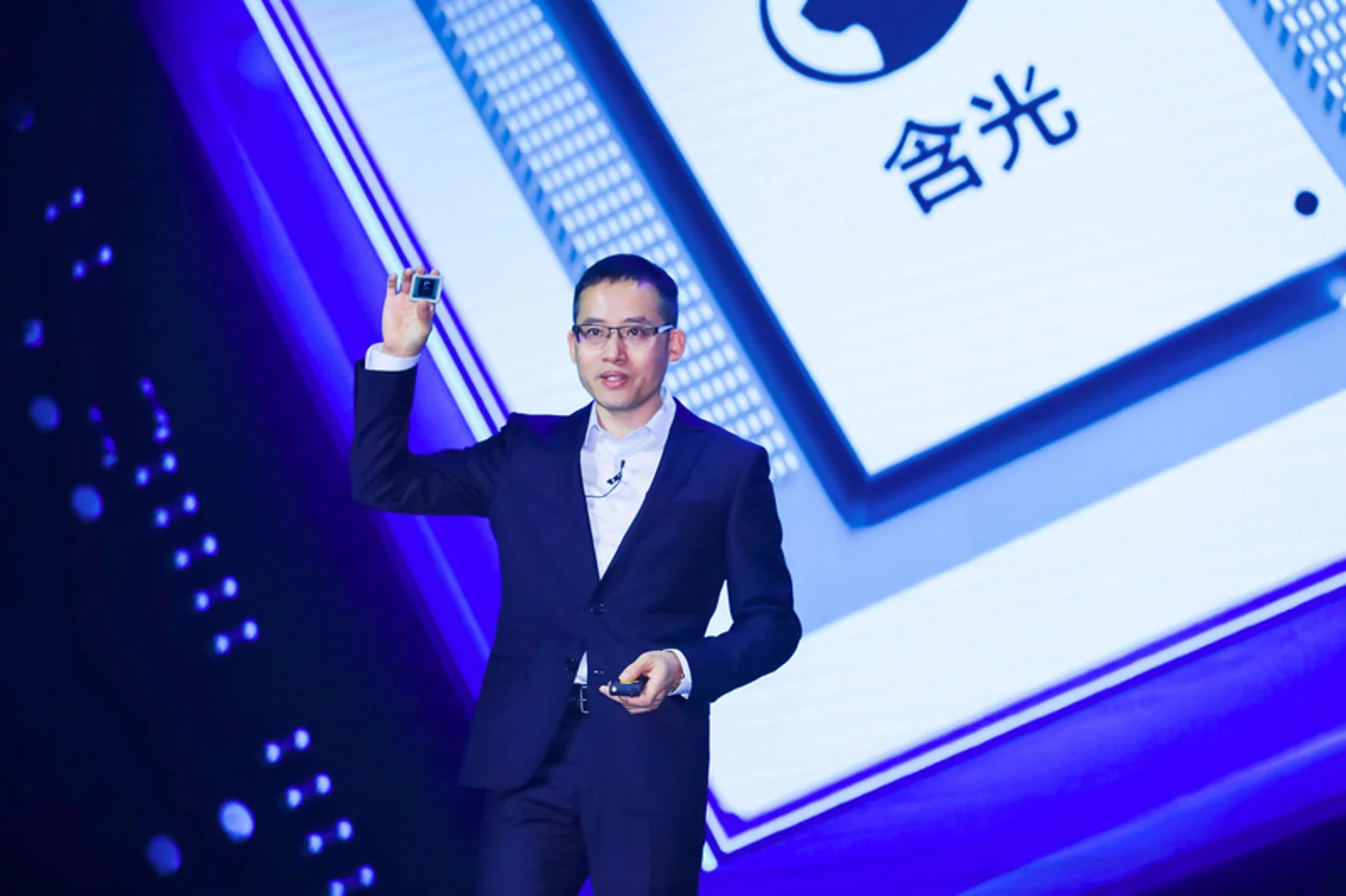 平头哥的首颗 AI 芯片对阿里云来说意味着什么？