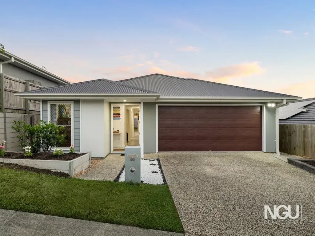 90 Applecross Circuit, Spring Mountain, QLD 4300
