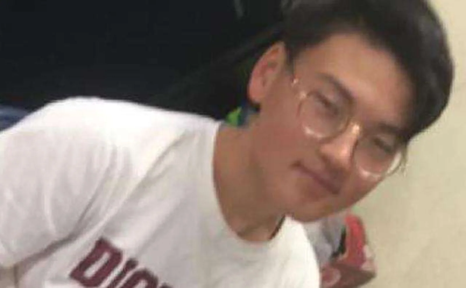 17岁韩裔美籍少年感染新冠却因没保险被医院拒收，当天就病重身亡