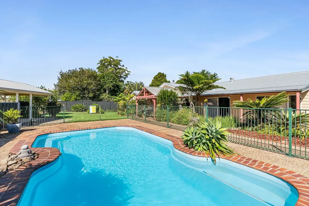 4 Heilig Court, Glass House Mountains, QLD 4518