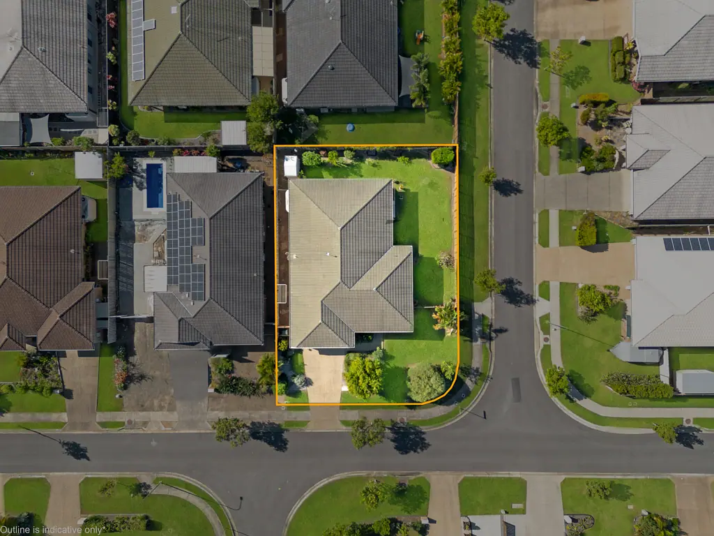 27 Santa Maria Avenue, Urraween, QLD 4655